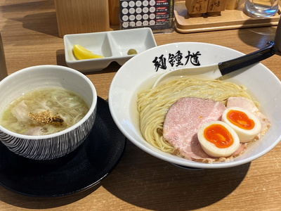syoki09.jpg(60562 byte)