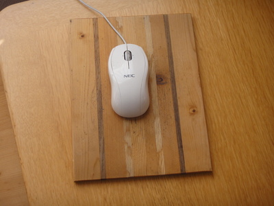 mousepad01.jpg(40029 byte)