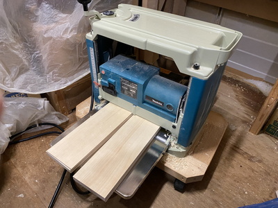 tray209.jpg(61980 byte)